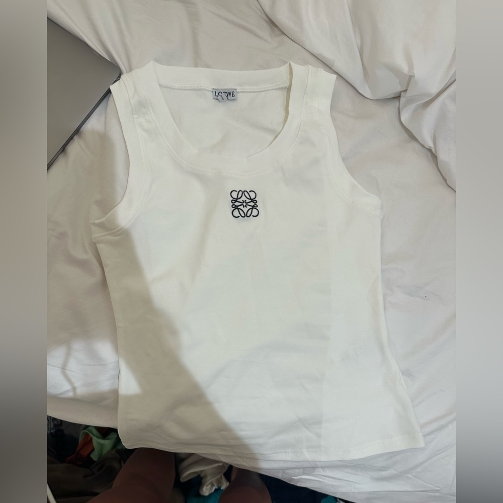 Loewe tank